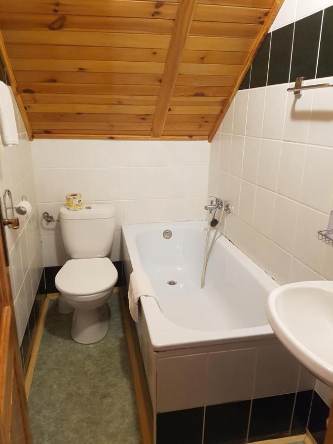 Hostinec Selsky Dvur Zbiroh Экстерьер фото