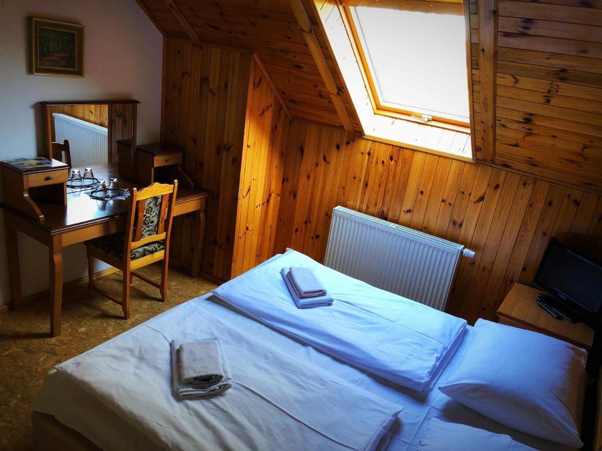 Hostinec Selsky Dvur Zbiroh Экстерьер фото